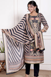 Zaraani Noir Suit Set