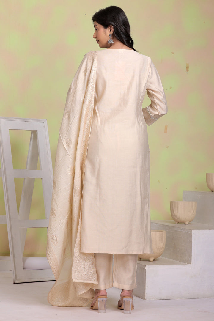 Ivory Glow Embroidered Kurta Set