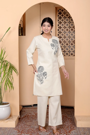 Women Embroidered Straight Floral Print Co-Ords Sets