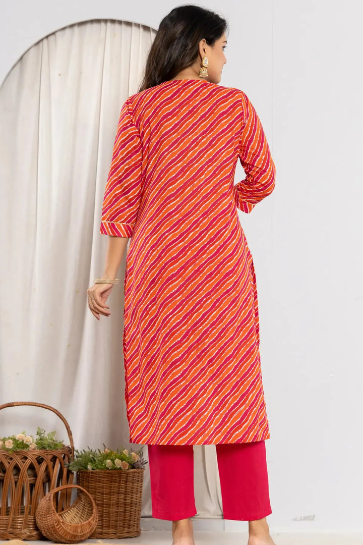 Bandhani Printed Gota Patti Regular fit Silk Suit Set 3/4 Sleeves