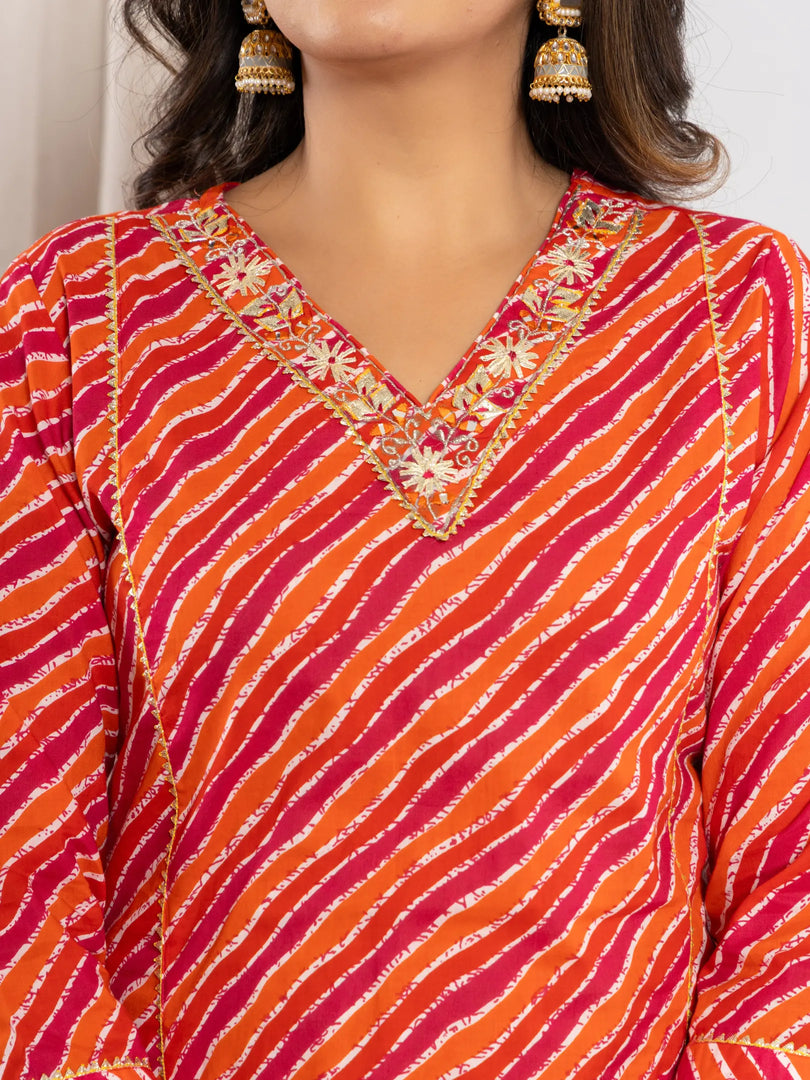 Bandhani Printed Gota Patti Regular fit Silk Suit Set 3/4 Sleeves